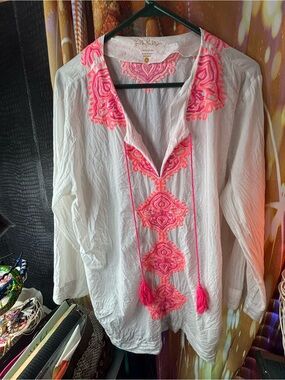 Lilly Pulitzer White Tunic with Hot Pink Embroidery